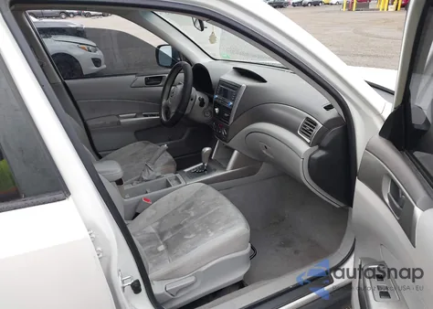 2010 Subaru Forester 2.5X из США, поврежденный, VIN JF2SH6AC5AH785181